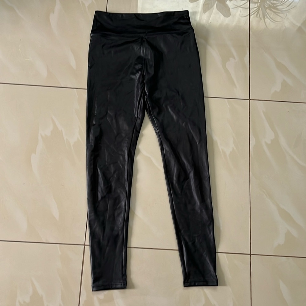 Faux leather leggings